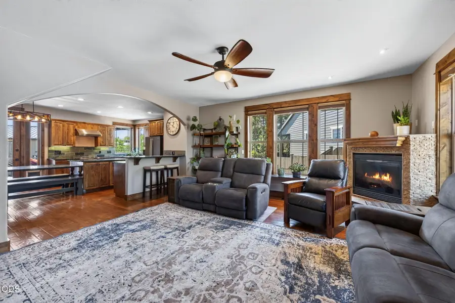 63109 Turret Court, Bend, OR 97701 - #3