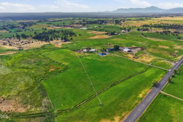 4799 SW Williams Road, Powell Butte, OR 97753