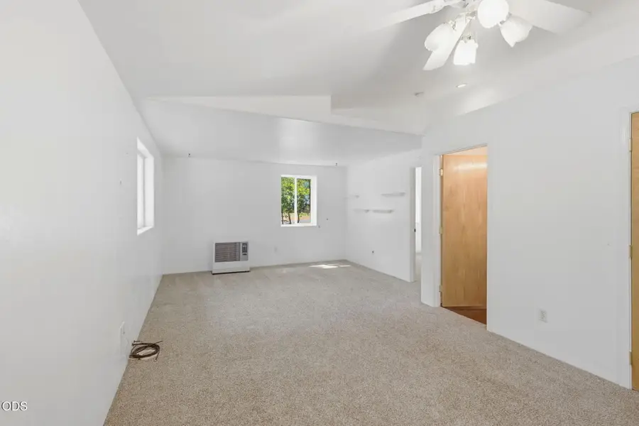 560 Schumacher Street, Cave Junction, OR 97523 - #2