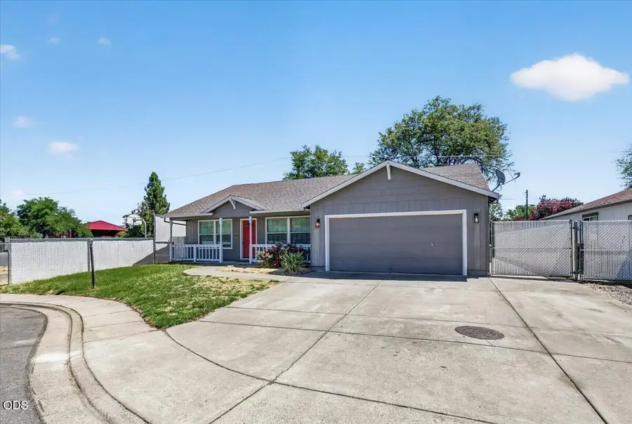 372 Sandi Way, Eagle Point, OR 97524 - #2