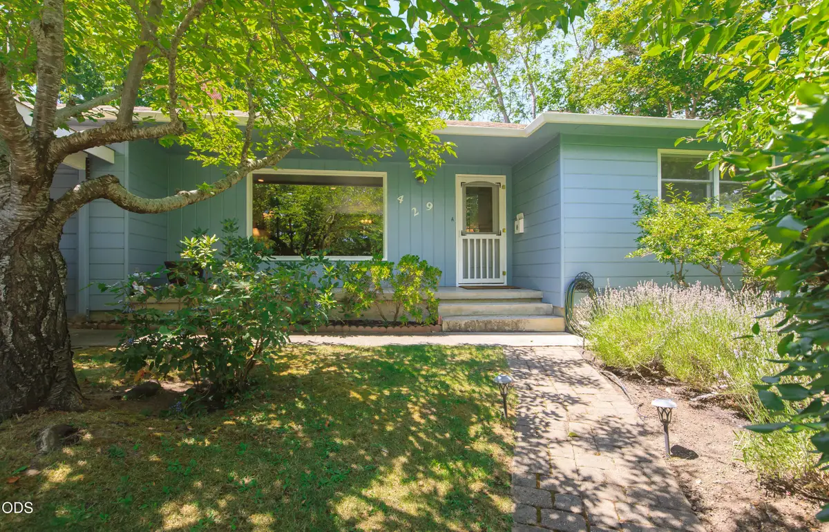 429 Morton Street, Ashland, OR 97520 - #1