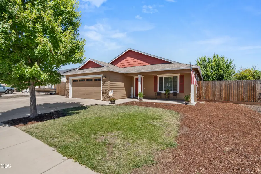 128 Cedric Court, Eagle Point, OR 97524 - #2