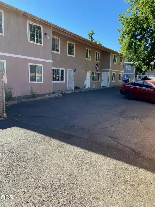 1215 W Main Street #D, Medford, OR 97501