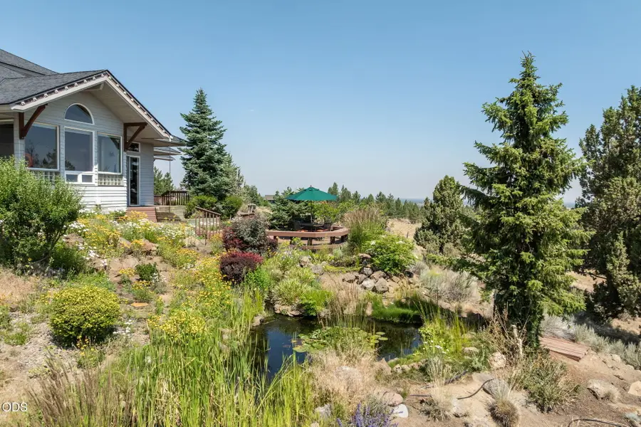 59641 Calgary Loop, Bend, OR 97702 - #3