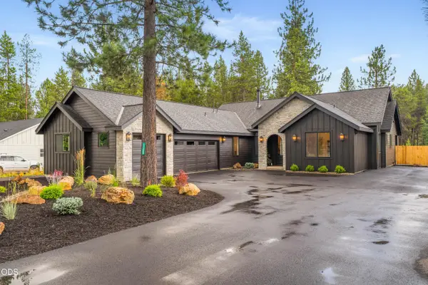 17498 Snow Goose Road, Bend, OR 97707