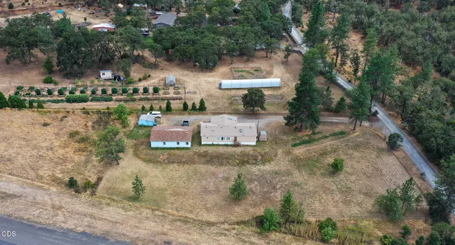 5592 Foley Lane, Central Point, OR 97502 - #2