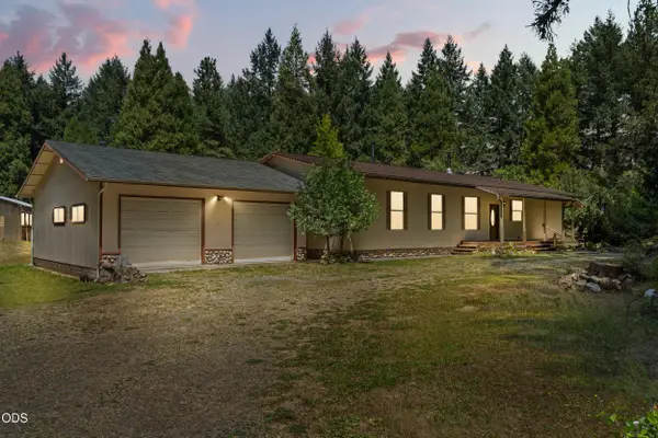 273 Fawn Lane, Azalea, OR 97410