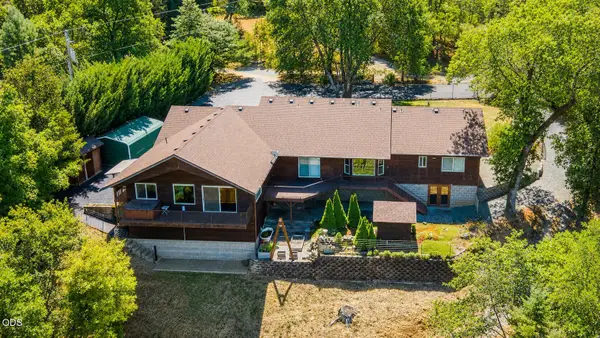 410 Lancelot Lane, Merlin, OR 97532