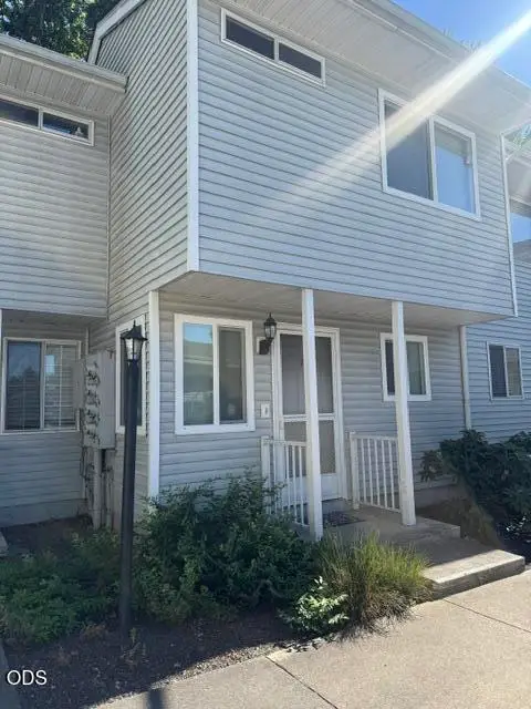 2101 Poplar Drive #76, Medford, OR 97504 - #2