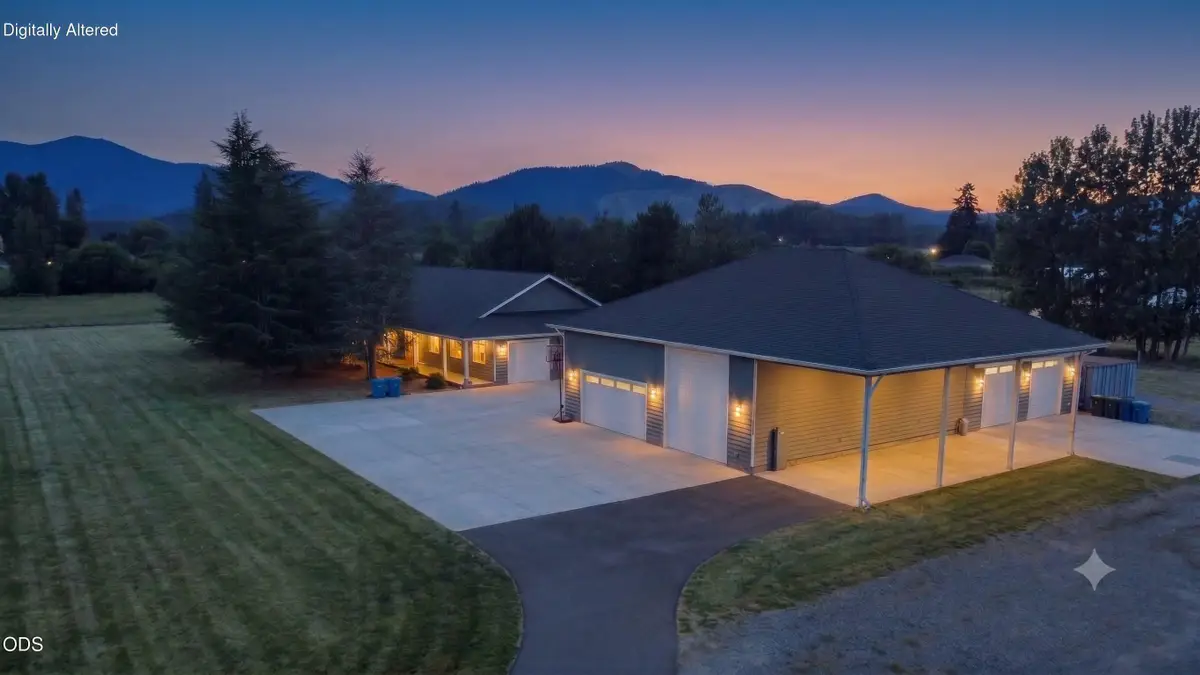 2850 Woodland Park Road, Grants Pass, OR 97527 - #1