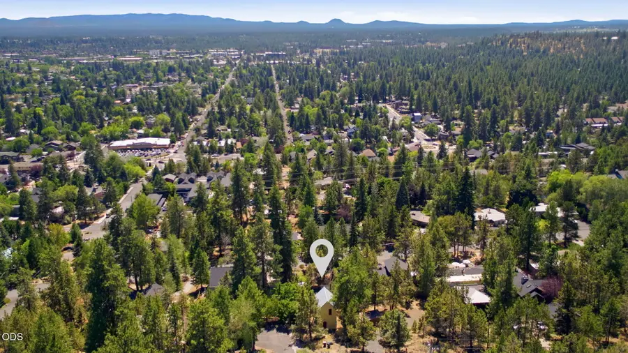 1265 NW Saginaw Avenue, Bend, OR 97703 - #3