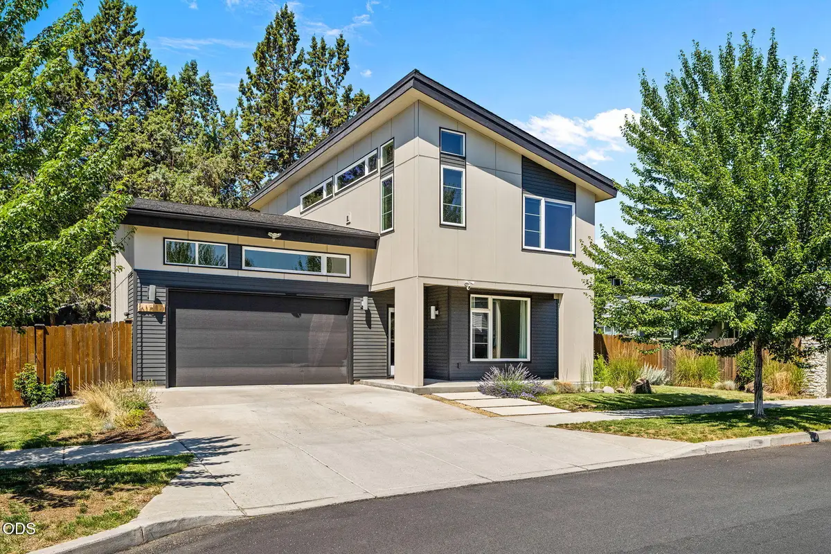 61547 SE Lincoln Lane, Bend, OR 97702 - #1
