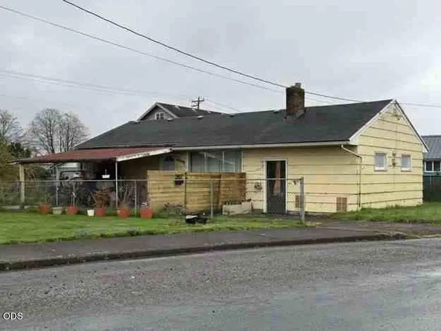 2407 10th Street, Tillamook, OR 97141 - #1