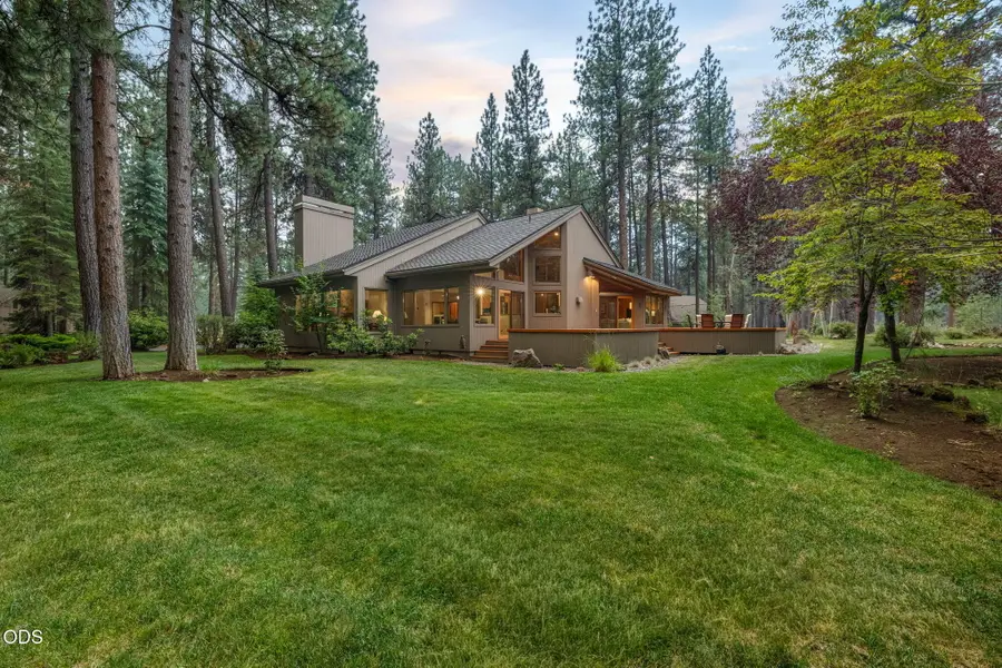 70919 Amaranth #EM 52, Black Butte Ranch, OR 97759 - #2