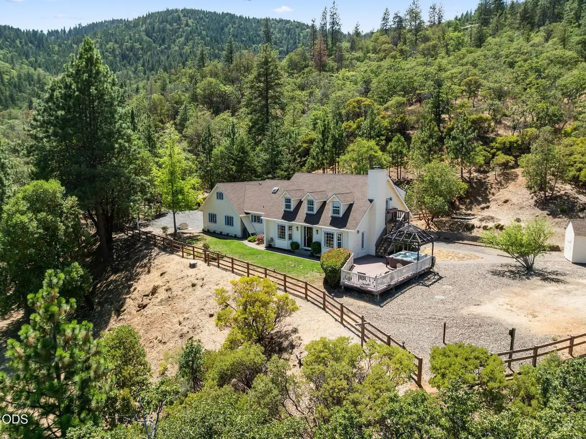 197 Timberlake Drive, Ashland, OR 97520 - #1