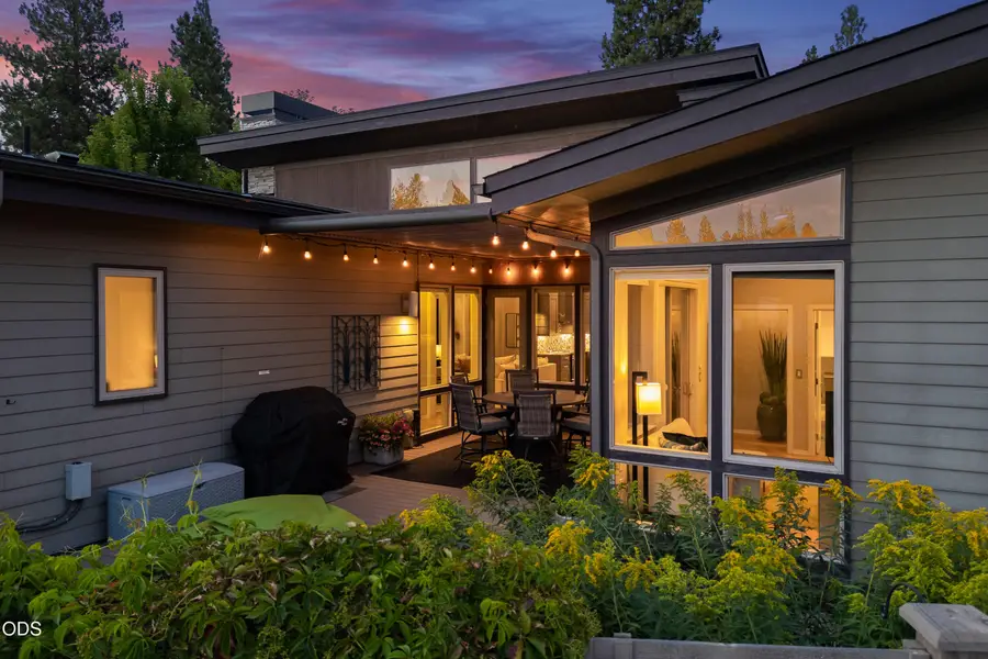 2749 NW Shields Drive, Bend, OR 97703 - #3