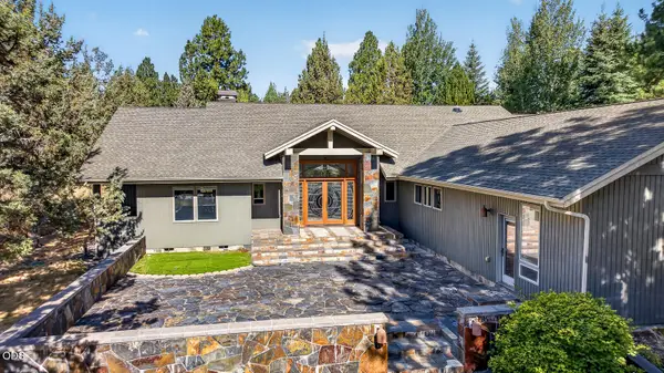 17084 Lady Caroline Drive, Sisters, OR 97759