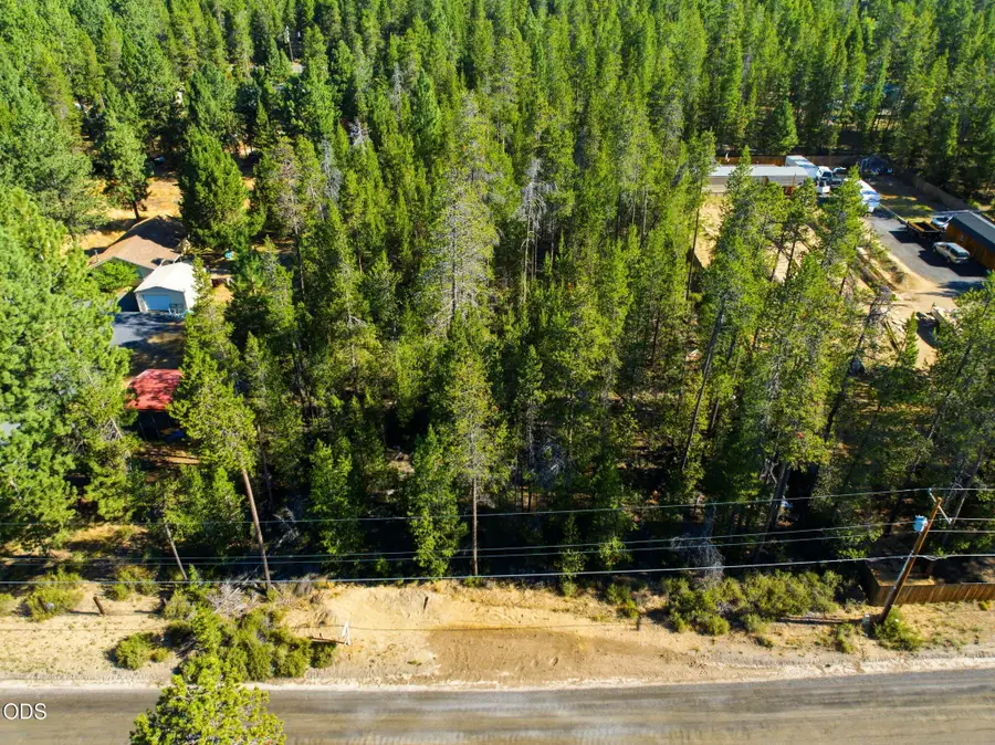 15982 Twin Drive, La Pine, OR 97739 - #2