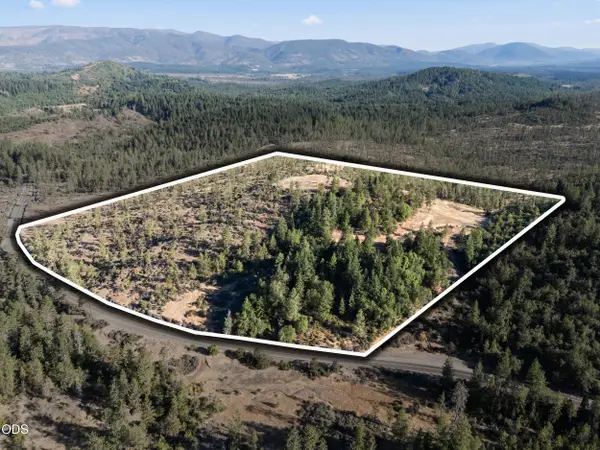 3300 Waldo Road, Cave Junction, OR 97523