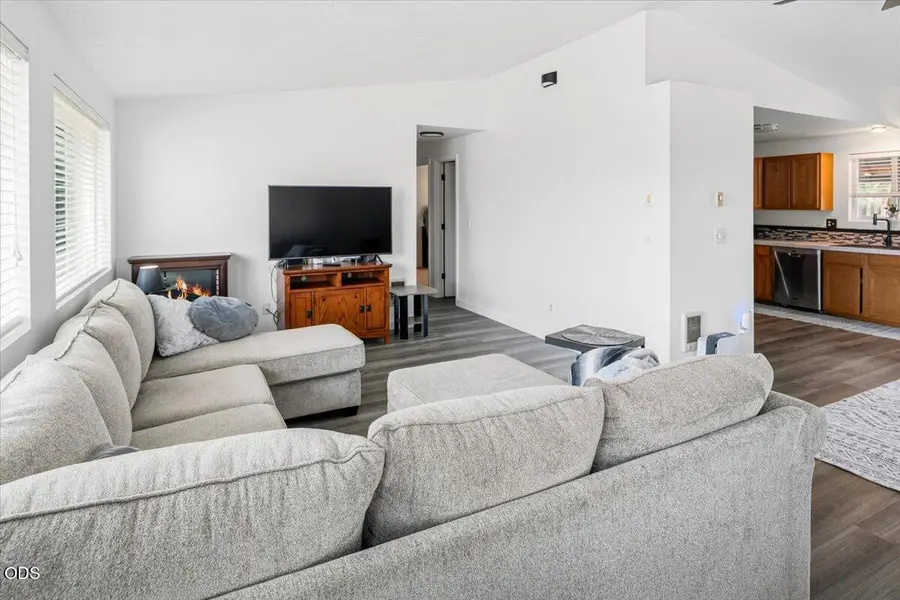 3146 SW Pumice Place, Redmond, OR 97756 - #2