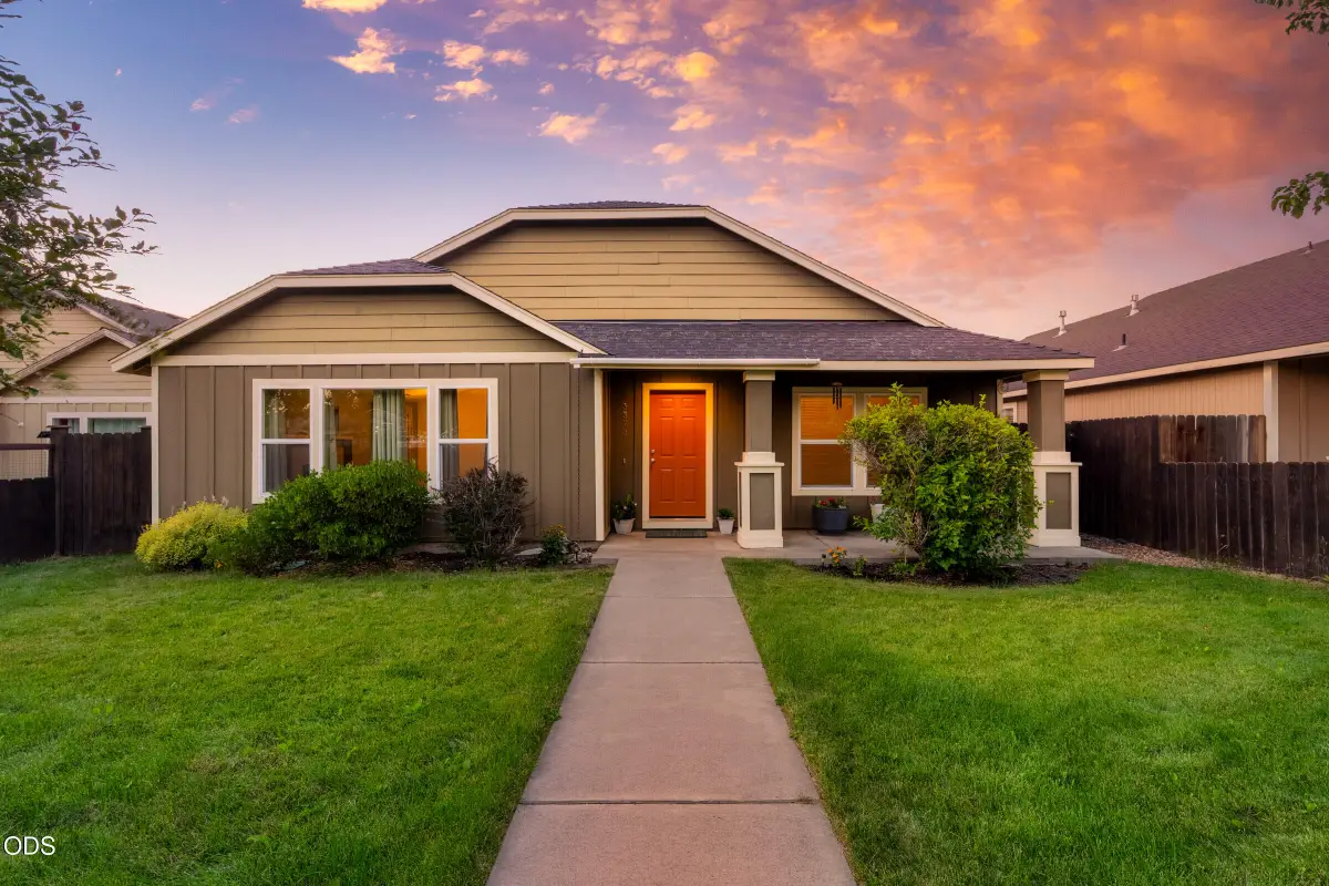 3375 SW Obsidian Avenue, Redmond, OR 97756 - #1