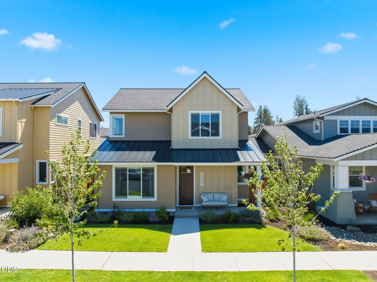 20501 Aberdeen Drive, Bend, OR 97702 - #1