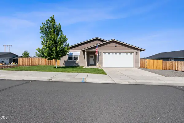976 SE Maui Lane, Madras, OR 97741