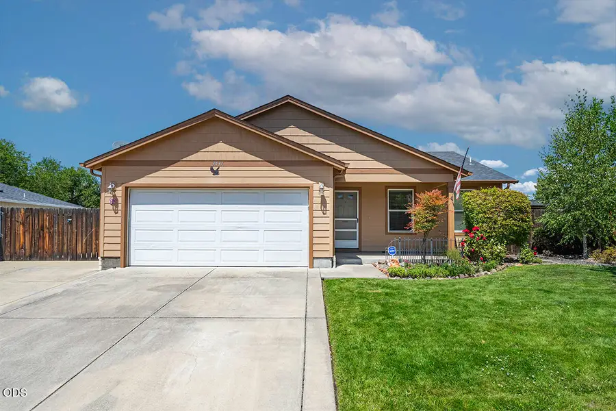 3437 Trent Avenue, White City, OR 97503 - #2