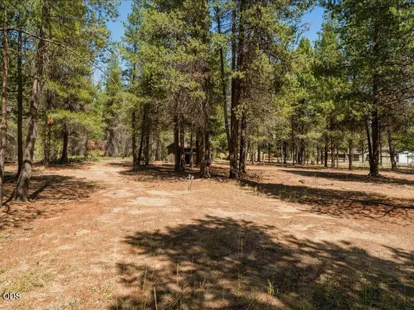 52677 Wayside Loop, La Pine, OR 97739
