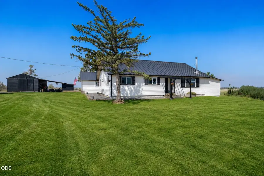 9440 SW Feather Drive, Culver, OR 97734 - #3