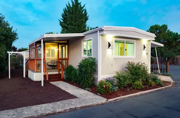 355 Colver Road #UNIT 67, Talent, OR 97540