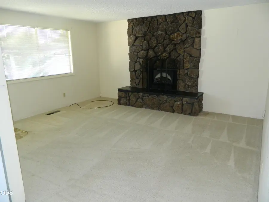 2825 Reclamation Avenue, Klamath Falls, OR 97603 - #3