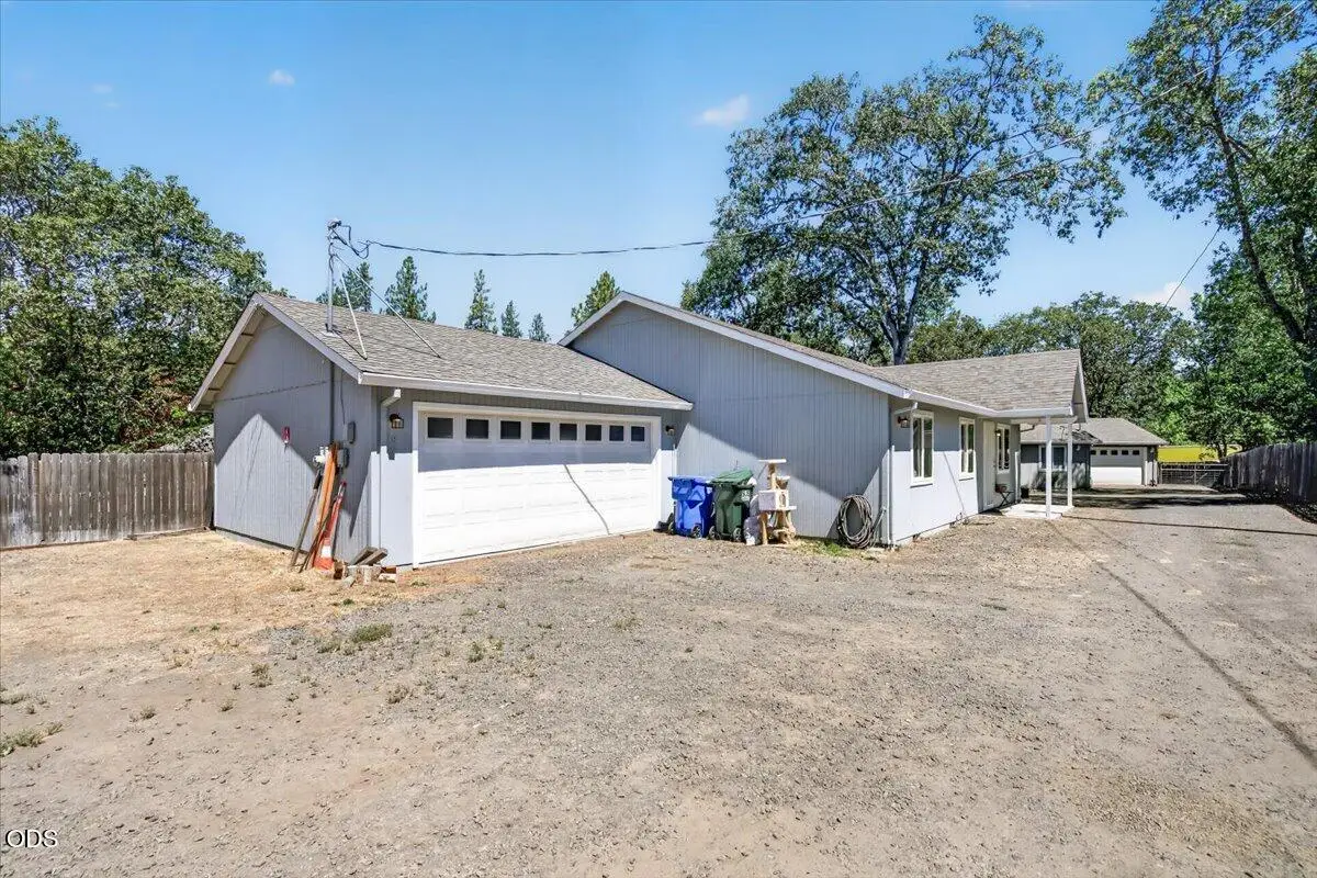 82 Maple Street, Shady Cove, OR 97539 - #1