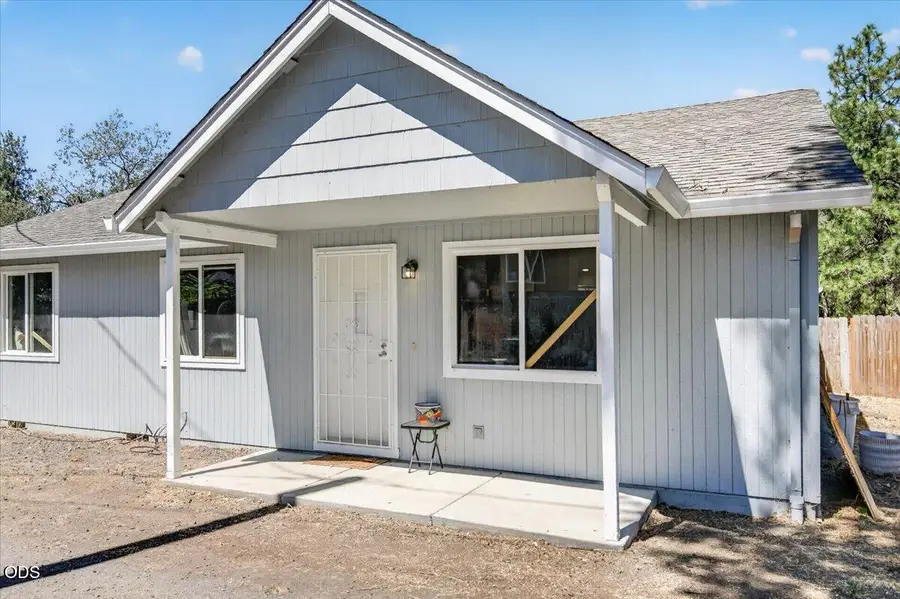 82 Maple Street, Shady Cove, OR 97539 - #3