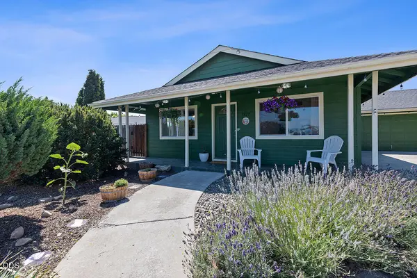 1527 NE Larry Court, Prineville, OR 97754