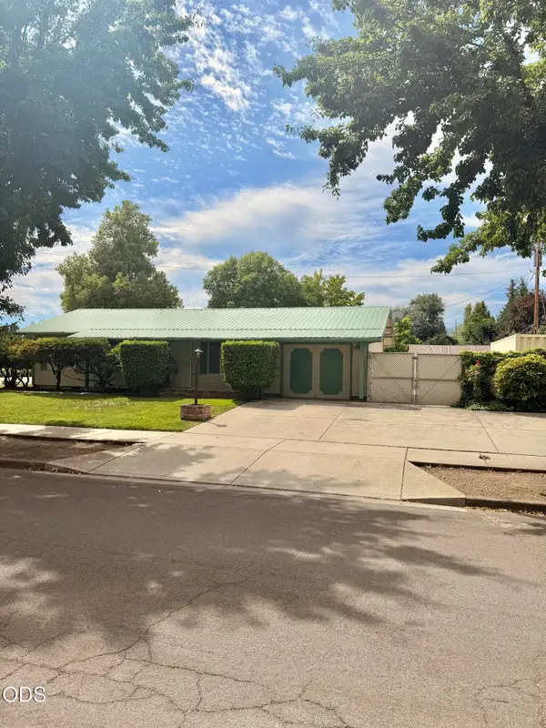 601 Souvenir Street, Medford, OR 97501