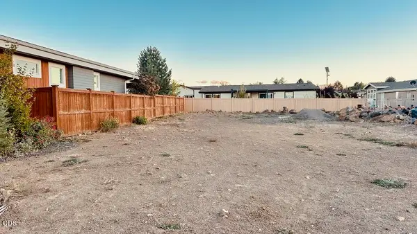 20795 Beaumont Drive, Bend, OR 97701