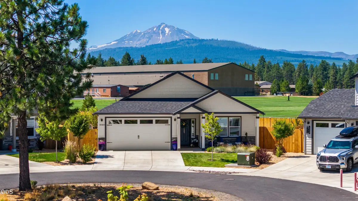 1949 W Williamson Avenue, Sisters, OR 97759 - #1