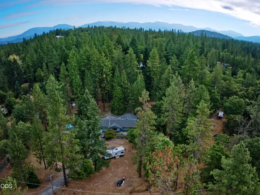 2282 Stringer Gap Road, Grants Pass, OR 97527 - #2