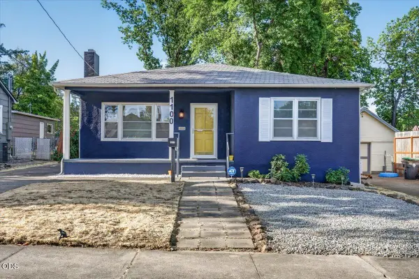 1100 Reddy Avenue, Medford, OR 97504