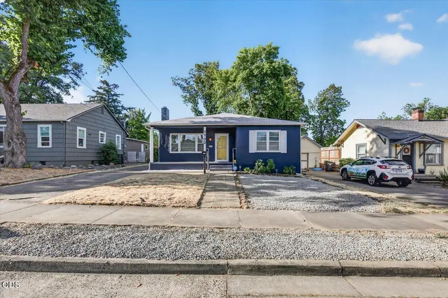 1100 Reddy Avenue, Medford, OR 97504 - #2
