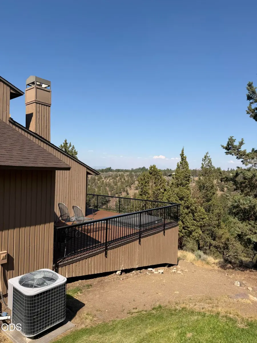 1916 Redtail Hawk Drive #RV45G, Redmond, OR 97756 - #3