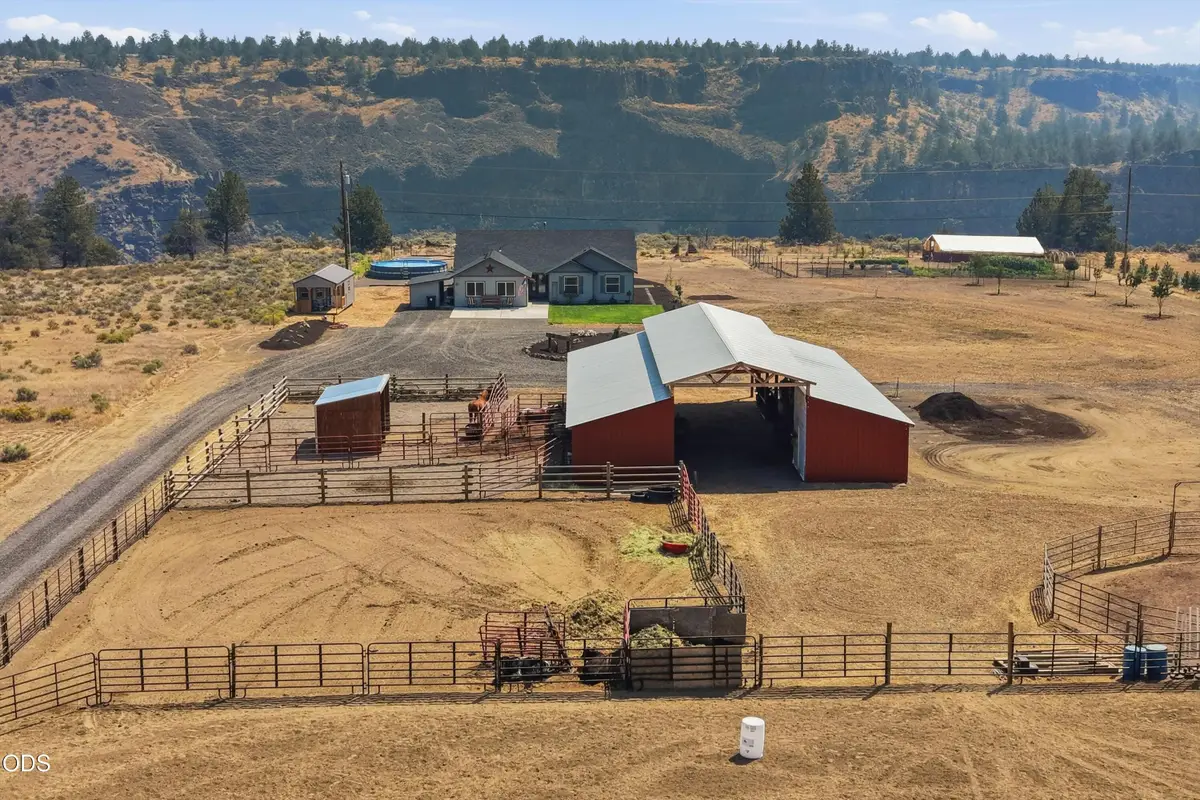 4819 SW Trout Road, Terrebonne, OR 97760 - #1