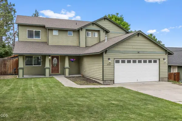 2007 SW 37th Street, Redmond, OR 97756