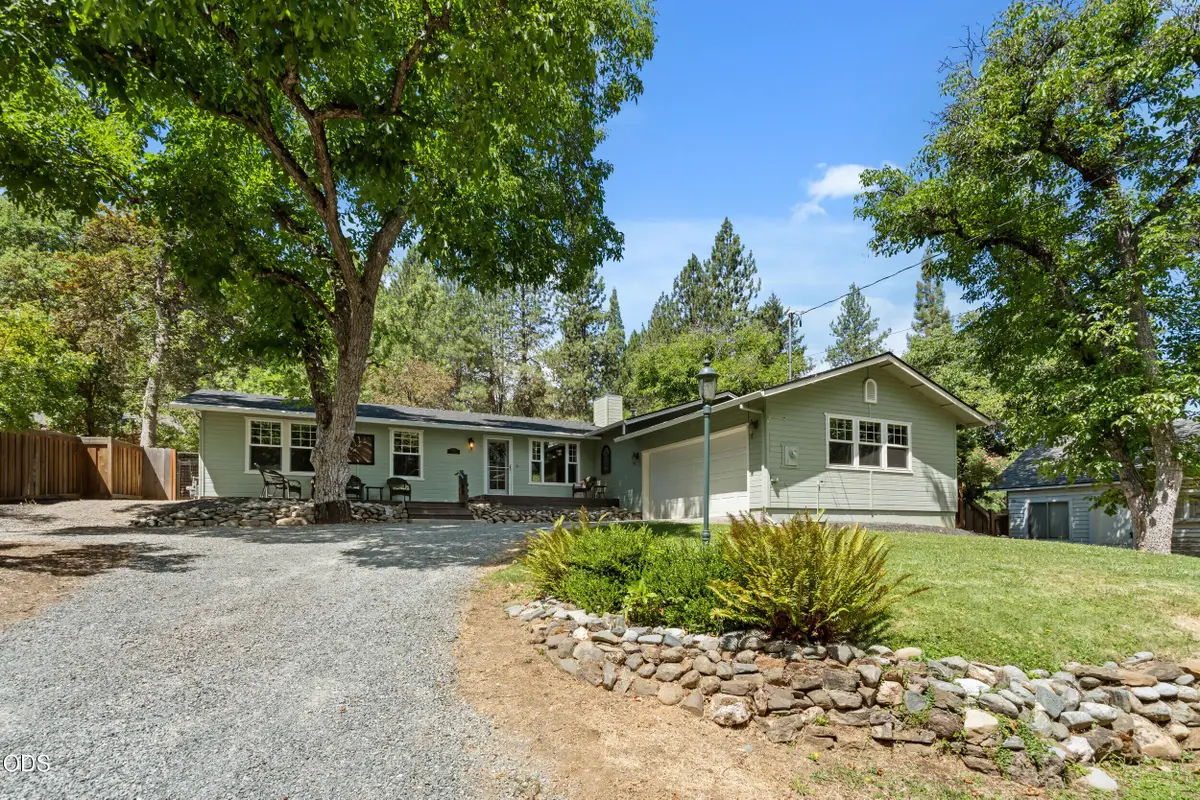 832 S 3rd Street, Jacksonville, OR 97530 - #1