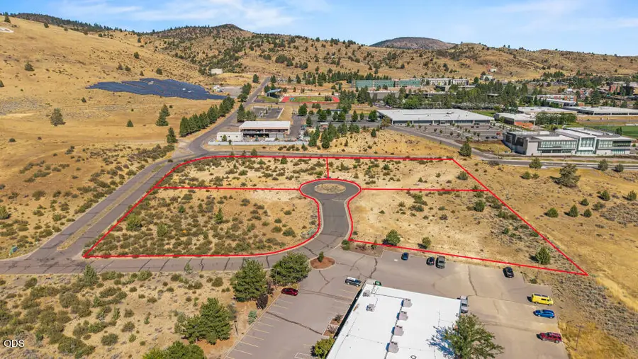 Century Court, Klamath Falls, OR 97601 - #2