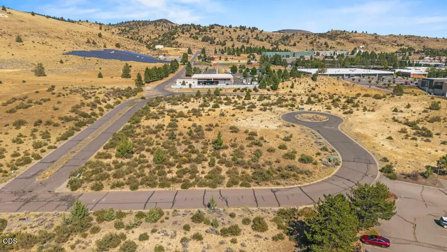 Century Court, Klamath Falls, OR 97601 - #3