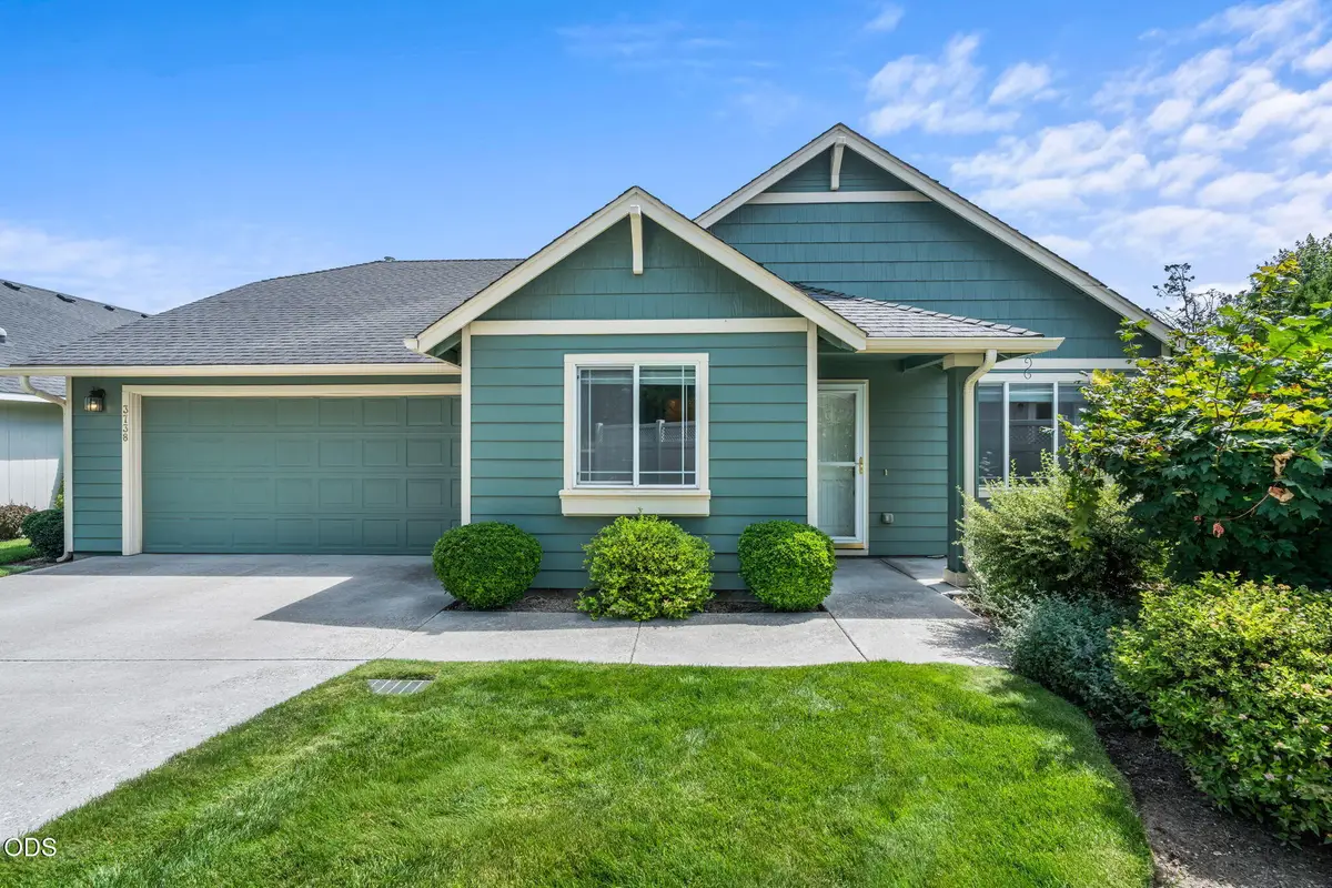 3738 SW 29th Street, Redmond, OR 97756 - #1
