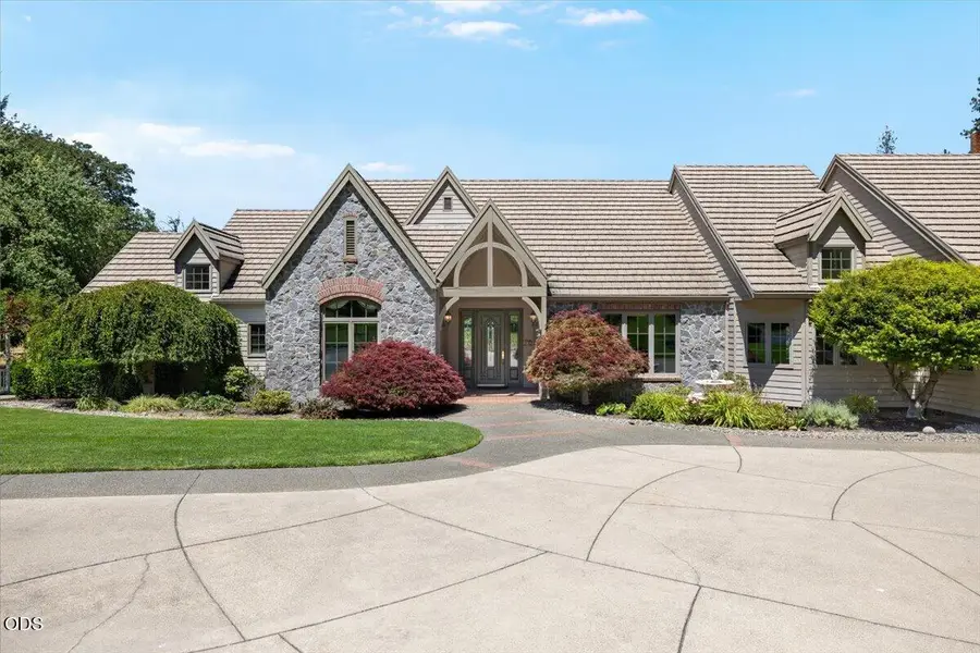 3396 Foots Creek Road, Gold Hill, OR 97525 - #2