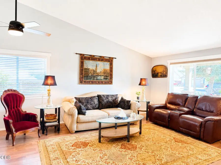 2155 NW 22nd Street, Redmond, OR 97756 - #3